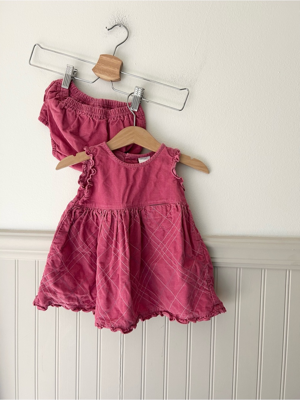 Vintage baby Gap Pink Corduroy Dress & Diaper Cover Size Newborn